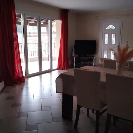 Апартаменты Martha's House Kefalonia Valsamata